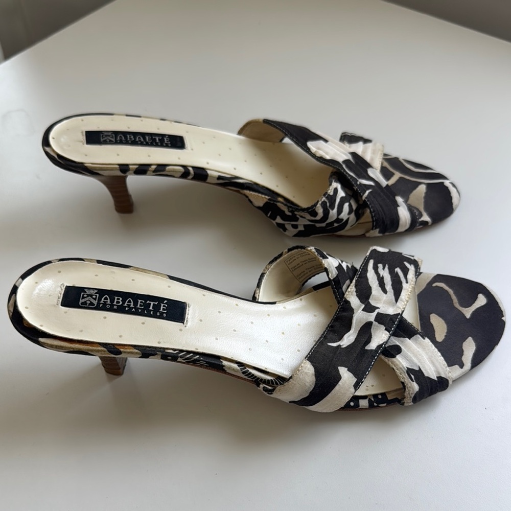 Elegant Brown and White Heels with Classic Design